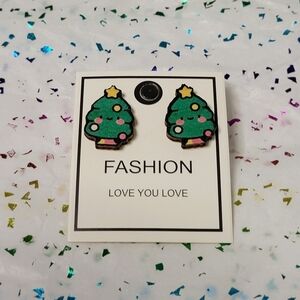 NWT Christmas Trees Wood Earrings